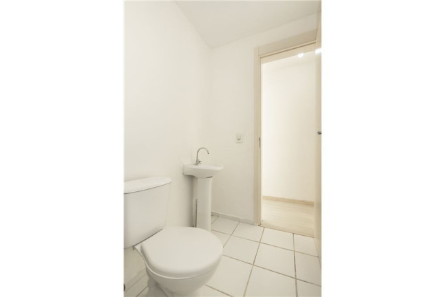 Imagem Imóvel com 3 Quartos à Venda, em Tristeza - Porto Alegre Imagem Imóvel com 3 Quartos à Venda, em Tristeza - Porto Alegre