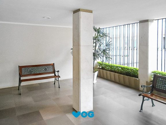 Imagem Imóvel com 3 Quartos à Venda, 99 m² em Petrópolis - Porto Alegre
