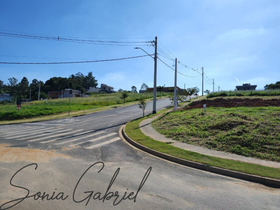 Terreno à Venda, 282 m² em Loteamento Ignacio Von Zuben - Vinhedo