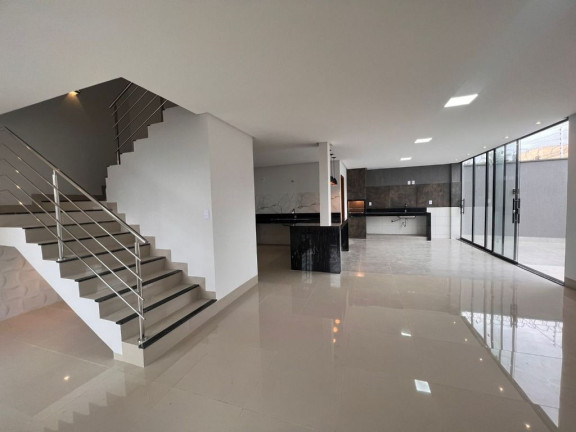 Imagem Sobrado com 3 Quartos à Venda, 176 m² em Setor Três Marias - Goiânia Imagem Sobrado com 3 Quartos à Venda, 176 m² em Setor Três Marias - Goiânia