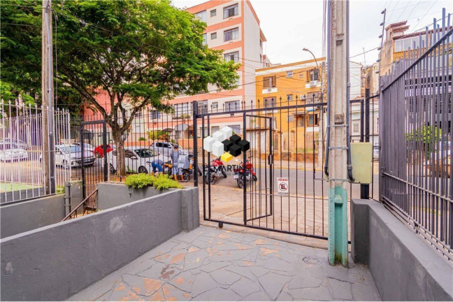 Imagem Casa com 4 Quartos à Venda, 98 m² em Petrópolis - Porto Alegre Imagem Casa com 4 Quartos à Venda, 98 m² em Petrópolis - Porto Alegre