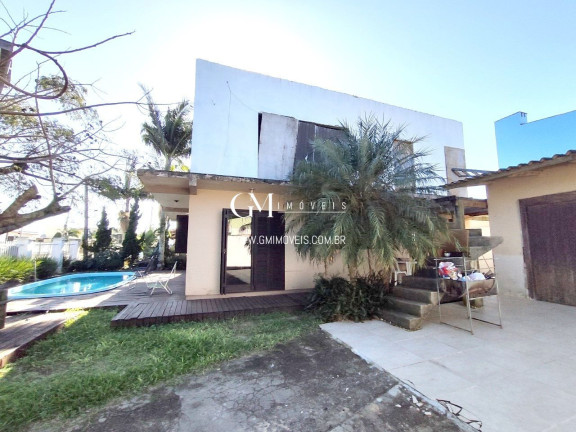 Casa com 6 Quartos à Venda, 160 m² em Curtume - Torres