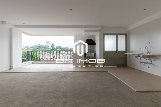 Imóvel com 2 Quartos à Venda, 118 m² em Lapa - São Paulo