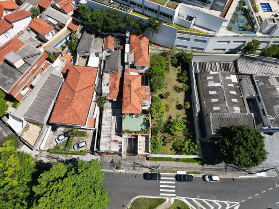 Imagem Casa com 8 Quartos à Venda, 416 m² em Vila Mariana - São Paulo Imagem Casa com 8 Quartos à Venda, 416 m² em Vila Mariana - São Paulo