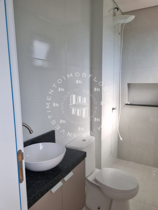 Imagem Imóvel com 1 Quarto à Venda, 31 m² em Ingleses Do Rio Vermelho - Florianópolis Imagem Imóvel com 1 Quarto à Venda, 31 m² em Ingleses Do Rio Vermelho - Florianópolis