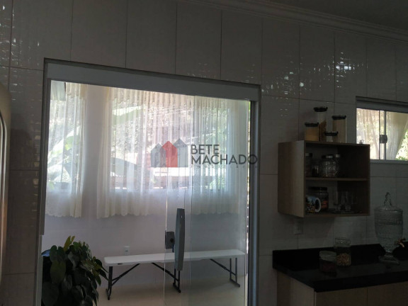 Imagem Casa com 3 Quartos à Venda, 560 m² em Sebastiana - Teresópolis