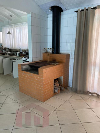 Imagem Imóvel com 4 Quartos à Venda, 2.000 m²