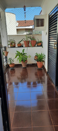 Imagem Sobrado com 4 Quartos à Venda, em Residencial Flórida - Ribeirão Preto Imagem Sobrado com 4 Quartos à Venda, em Residencial Flórida - Ribeirão Preto