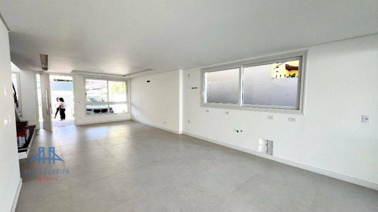 Imagem Casa com 3 Quartos à Venda, 199 m² em Santa Mônica - Florianópolis Imagem Casa com 3 Quartos à Venda, 199 m² em Santa Mônica - Florianópolis