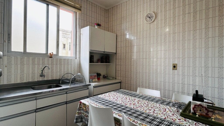 Imagem Imóvel com 2 Quartos à Venda, 76 m² em Centro Histórico - Porto Alegre Imagem Imóvel com 2 Quartos à Venda, 76 m² em Centro Histórico - Porto Alegre