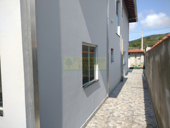 Imagem Sobrado com 3 Quartos à Venda,  em Getuba - Caraguatatuba