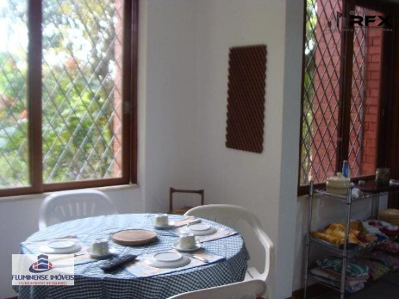 Imagem Casa com 5 Quartos à Venda, 2.400 m² em Vila Progresso - Niterói Imagem Casa com 5 Quartos à Venda, 2.400 m² em Vila Progresso - Niterói