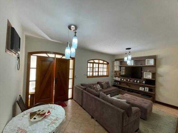 Imagem Casa com 4 Quartos à Venda, 400 m² em Piratininga - Niterói Imagem Casa com 4 Quartos à Venda, 400 m² em Piratininga - Niterói