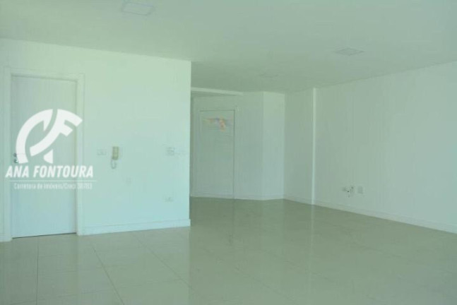 Imagem Apartamento com 4 Quartos à Venda, 140 m² em Pioneiros - Balneário Camboriú