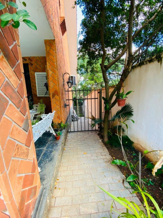 Imagem Casa com 6 Quartos à Venda, em Jardim Guedala - São Paulo Imagem Casa com 6 Quartos à Venda, em Jardim Guedala - São Paulo