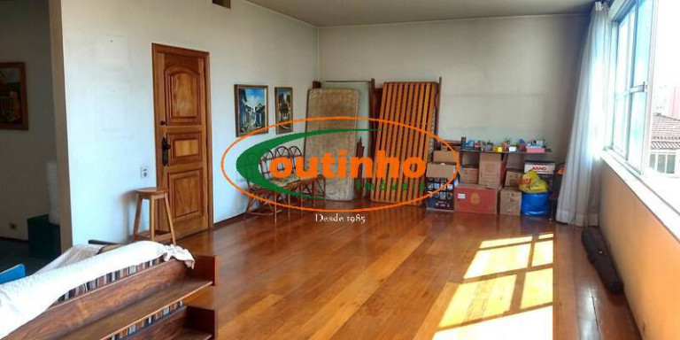 Imagem Apartamento com 4 Quartos à Venda, 224 m² em Tijuca - Rio De Janeiro Imagem Apartamento com 4 Quartos à Venda, 224 m² em Tijuca - Rio De Janeiro