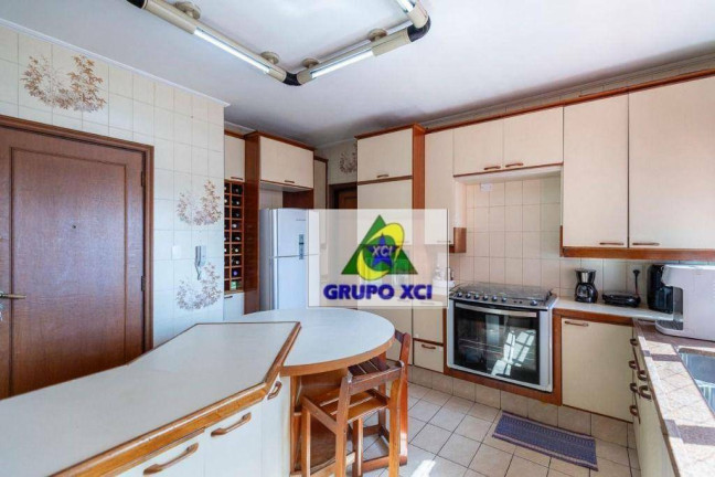 Imagem Apartamento com 3 Quartos à Venda, 181 m² em Cambuí - Campinas