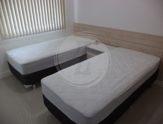 Imagem Apartamento com 3 Quartos à Venda, em Bombas - Bombinhas Imagem Apartamento com 3 Quartos à Venda, em Bombas - Bombinhas