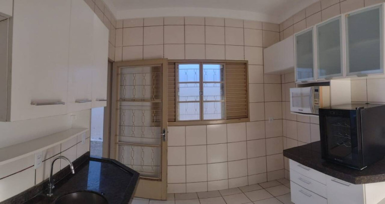 Imagem Casa com 4 Quartos à Venda, 390 m² em Real Parque - Cuiabá Imagem Casa com 4 Quartos à Venda, 390 m² em Real Parque - Cuiabá