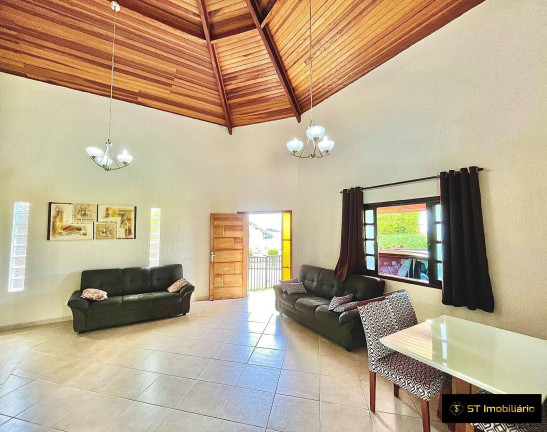 Chácara com 3 Quartos à Venda, 316 m² em Tanque - Atibaia