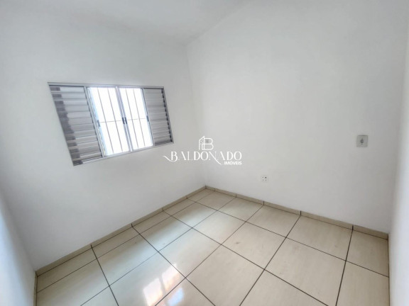Imagem Casa com 3 Quartos para Alugar, em Centro - Extrema Imagem Casa com 3 Quartos para Alugar, em Centro - Extrema
