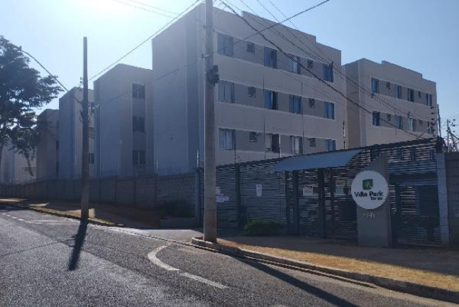 Apartamento com 2 Quartos à Venda, 4.308 m² em Jardim Maracana - Uberaba