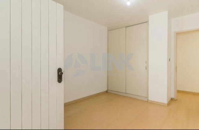 Imagem Casa com 4 Quartos à Venda, 250 m² em Menino Deus - Porto Alegre