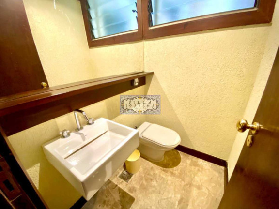 Imagem Apartamento com 3 Quartos à Venda, 158 m² em Lagoa - Rio De Janeiro Imagem Apartamento com 3 Quartos à Venda, 158 m² em Lagoa - Rio De Janeiro