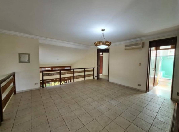 Imagem Casa de Condomínio com 4 Quartos à Venda, 600 m² em Jardim Florença - Goiânia Imagem Casa de Condomínio com 4 Quartos à Venda, 600 m² em Jardim Florença - Goiânia