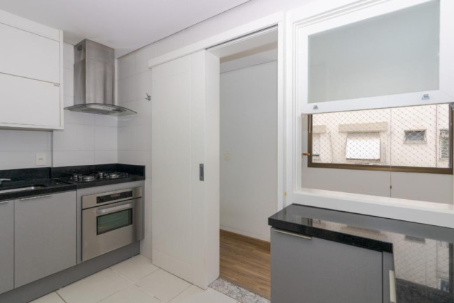 Imagem Apartamento com 3 Quartos à Venda, em São João - Porto Alegre Imagem Apartamento com 3 Quartos à Venda, em São João - Porto Alegre