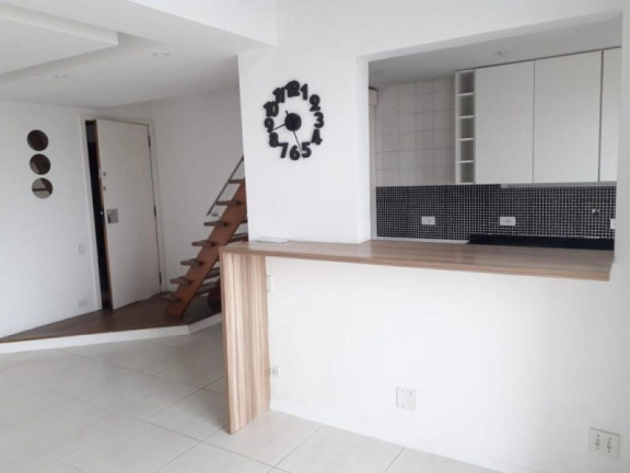 Imóvel com 1 Quarto para Alugar, 100 m² em Moema - São Paulo
