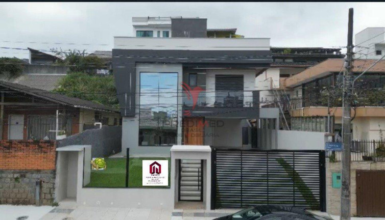 Imagem Casa com 3 Quartos à Venda, 177 m² em Canto - Florianópolis Imagem Casa com 3 Quartos à Venda, 177 m² em Canto - Florianópolis