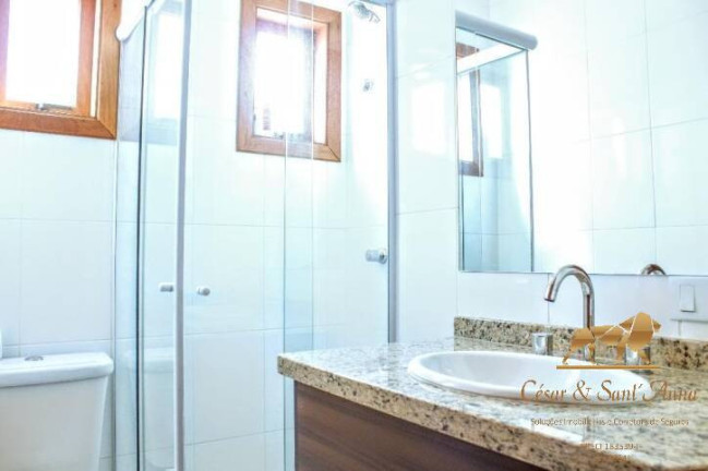 Imagem Casa com 4 Quartos à Venda, 185 m² em Recanto Das Araucárias - Campos Do Jordão Imagem Casa com 4 Quartos à Venda, 185 m² em Recanto Das Araucárias - Campos Do Jordão