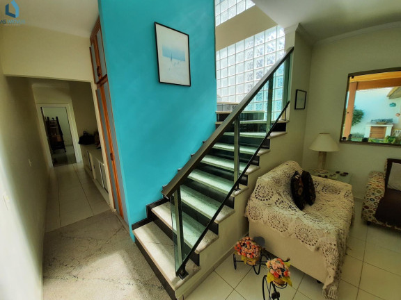 Imagem Casa com 5 Quartos à Venda, 200 m² em Jardim Excelsior - Cabo Frio Imagem Casa com 5 Quartos à Venda, 200 m² em Jardim Excelsior - Cabo Frio