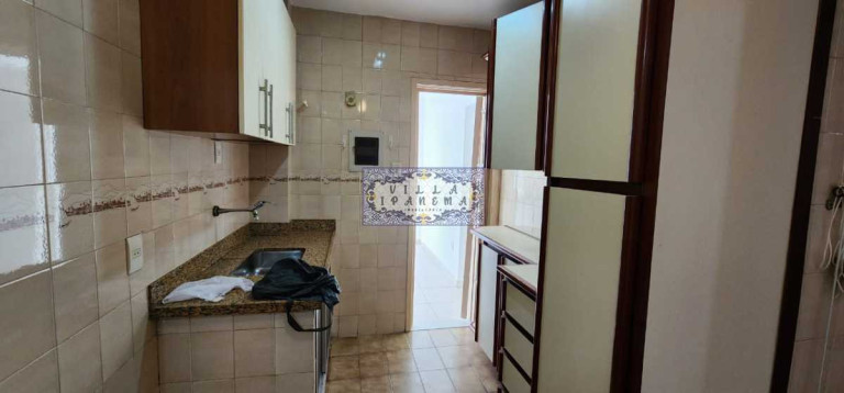 Imagem Apartamento com 2 Quartos à Venda, 70 m² em Grajaú - Rio De Janeiro Imagem Apartamento com 2 Quartos à Venda, 70 m² em Grajaú - Rio De Janeiro