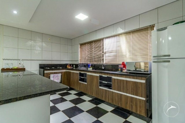 Imagem Casa com 5 Quartos à Venda, 265 m² em Samambaia Norte (samambaia) - Brasília Imagem Casa com 5 Quartos à Venda, 265 m² em Samambaia Norte (samambaia) - Brasília
