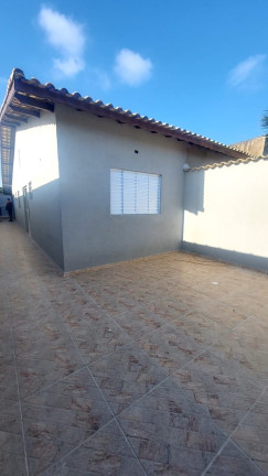 Imagem Casa com 2 Quartos à Venda, 130 m² em Balneário Califórnia - Itanhaém