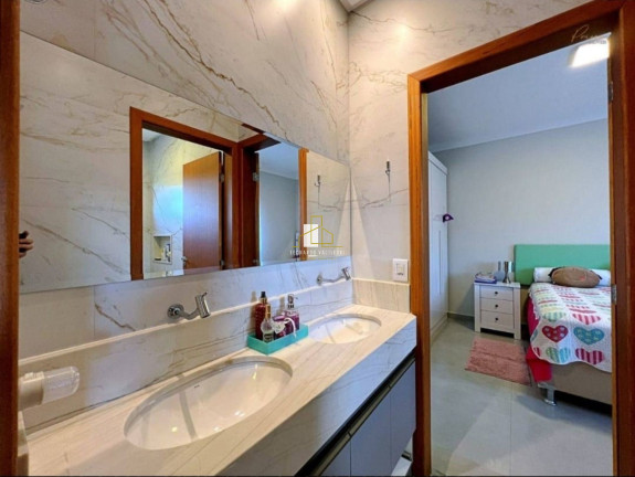 Imagem Casa com 3 Quartos à Venda, 280 m² em Morada De Laranjeiras - Serra Imagem Casa com 3 Quartos à Venda, 280 m² em Morada De Laranjeiras - Serra
