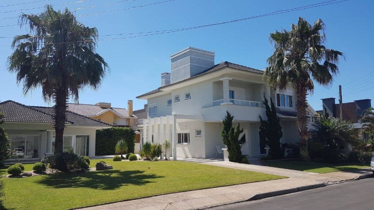 Casa com 6 Quartos à Venda, 354 m² em Capão Da Canoa