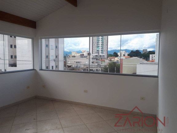 Casa com 4 Quartos à Venda, 240 m² em Residencial Portal Da Mantiqueira - Taubaté