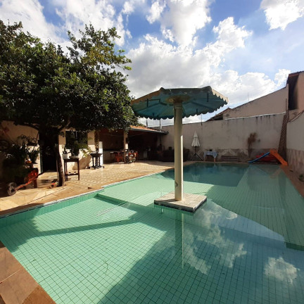 Casa com 4 Quartos à Venda, 360 m² em Residencial Village Garavelo - Aparecida De Goiânia