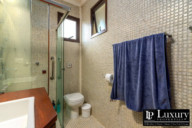 Imagem Casa de Condomínio com 7 Quartos à Venda, em Iporanga - Guarujá Imagem Casa de Condomínio com 7 Quartos à Venda, em Iporanga - Guarujá