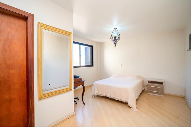 Imagem Apartamento com 3 Quartos à Venda, 142 m² em Juvevê - Curitiba Imagem Apartamento com 3 Quartos à Venda, 142 m² em Juvevê - Curitiba