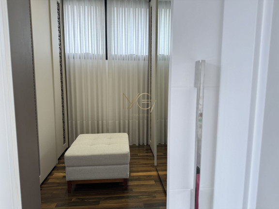 Imagem Sobrado com 3 Quartos à Venda, 284 m² em Uberaba - Curitiba Imagem Sobrado com 3 Quartos à Venda, 284 m² em Uberaba - Curitiba
