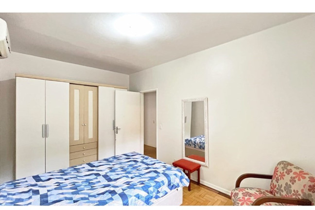 Imagem Apartamento com 3 Quartos à Venda, 100 m² em São João - Porto Alegre Imagem Apartamento com 3 Quartos à Venda, 100 m² em São João - Porto Alegre