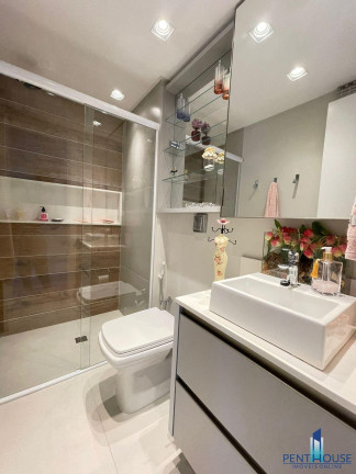 Imagem Apartamento com 3 Quartos à Venda, 104 m² em Centro - Balneário Camboriú