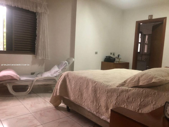 Imagem Casa à Venda, em São Paulo 2 - Cotia Imagem Casa à Venda, em São Paulo 2 - Cotia