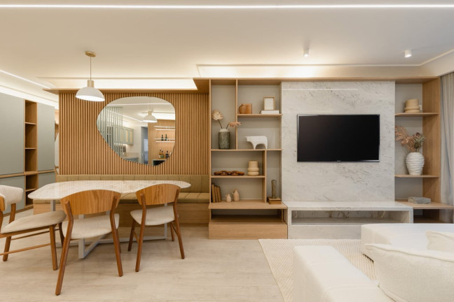 Apartamento com 2 Quartos à Venda, 116 m² em Ahú - Curitiba