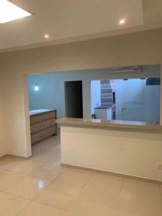Imagem Casa com 3 Quartos à Venda, 150 m² em Jardim Eugênia - Bauru Imagem Casa com 3 Quartos à Venda, 150 m² em Jardim Eugênia - Bauru