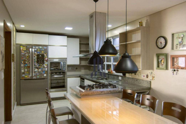 Imagem Casa com 3 Quartos à Venda, 304 m² em Vila Izabel - Curitiba
